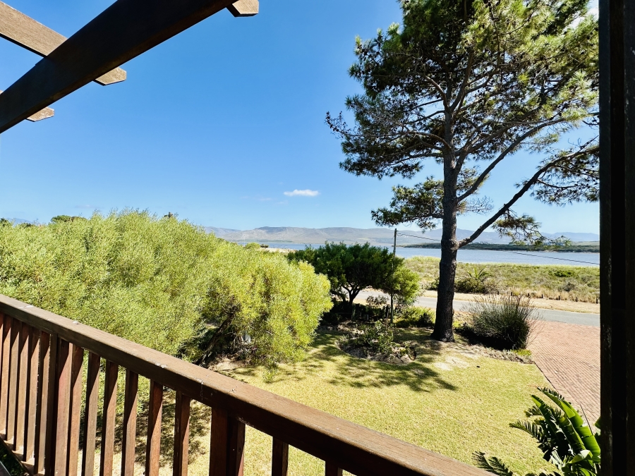 4 Bedroom Property for Sale in Fisherhaven Western Cape